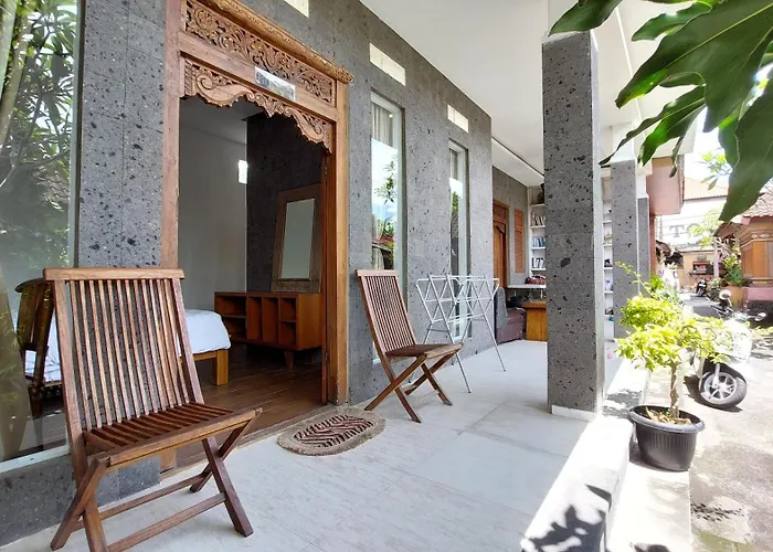 Guest house Manikan House 2*